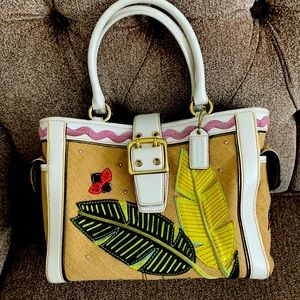 Beautiful Vintage Coach Bag🌴